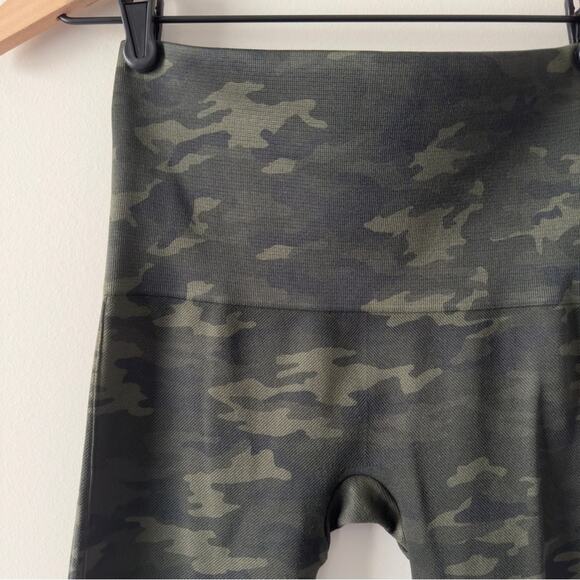 Spanx Camo Print High Waist Leggings Camouflage stretch casual Athleisure active - Picture 3 of 6